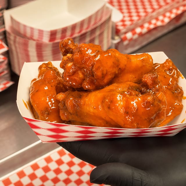Buffalo Wings (Half Dozen).